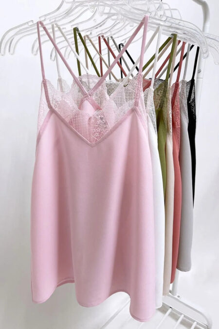 48dc77cc-a0ba-4250-a759-1146461a48bc-Max-Origin.jpg Womens Lace Trim Cami Top